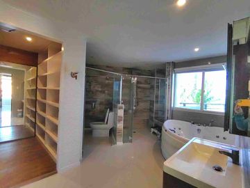 HOUSE AND LOT IN LAPU LAPU CEBU