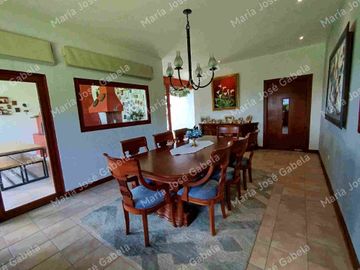 EN VENTA CASA DE LUJO DE 1 PLANTA, DE 4 DORMOTORIOS Y UNA SUITE  CON ESTUDIO, EN PIFO, A 5MIN DE LA RUTA VIVA