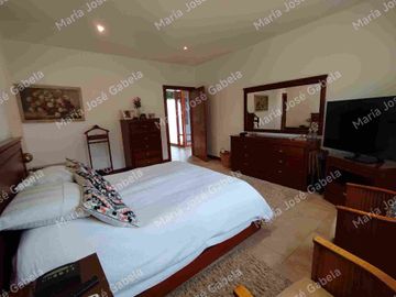 EN VENTA CASA DE LUJO DE 1 PLANTA, DE 4 DORMOTORIOS Y UNA SUITE  CON ESTUDIO, EN PIFO, A 5MIN DE LA RUTA VIVA