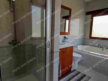 EN VENTA CASA DE LUJO DE 1 PLANTA, DE 4 DORMOTORIOS Y UNA SUITE  CON ESTUDIO, EN PIFO, A 5MIN DE LA RUTA VIVA