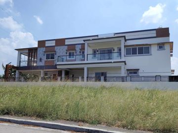 4 Bedroom House for Sale in St. Charbel Executive Village Subdivision Dasmariñas Cavite City • Property ID: FM334
