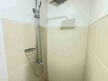 Ready-to-Turnover Studio w/ Balcony – Prime Location for Rental Income!