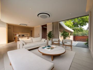 White Sand Beach Luxury Pool Villa  3 Bed, 3 Bath 130 SQW. @ Mövenpick, Na Jomtien