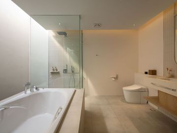 White Sand Beach Luxury Pool Villa  3 Bed, 3 Bath 130 SQW. @ Mövenpick, Na Jomtien