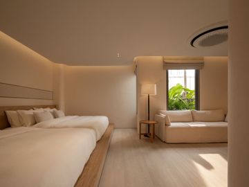 White Sand Beach Luxury Pool Villa  3 Bed, 3 Bath 130 SQW. @ Mövenpick, Na Jomtien