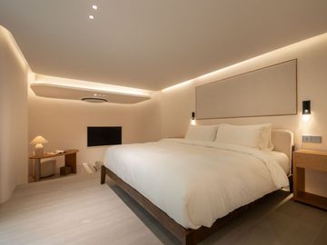White Sand Beach Luxury Pool Villa  3 Bed, 3 Bath 130 SQW. @ Mövenpick, Na Jomtien