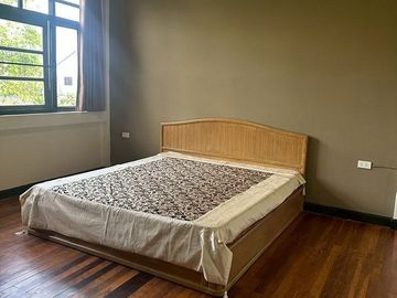 House for sale near kajoa market , near central festival chiangmai 4 km.