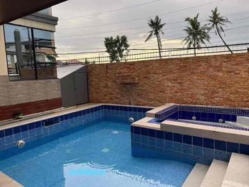 Spacious Corner House and lot with Pool Inside Corona Delmar