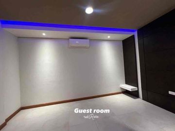 Spacious Corner House and lot with Pool Inside Corona Delmar