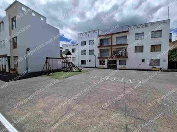 DEPARTAMENTO EN VENTA, 2 HABITACIONES, SAN ISIDRO DEL INCA, 107M2, CON PATIO
