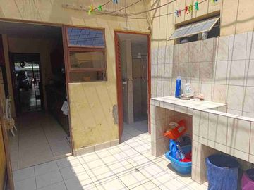 VENTA DE CASA CHOSICA URB SANTA MARIA PASANDO CHACLACAYO 332 M2 $200 000