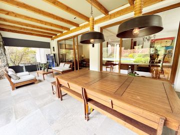 Casa en venta, Camino Real. Mediterránea en condominio interior. Colegio Everest, Craighouse, Monte Tabor