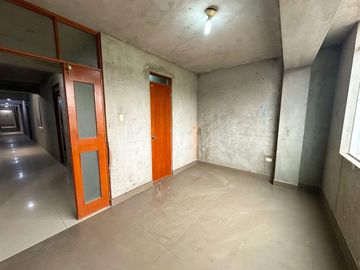HOTEL EN CASCO , SAN JUAN DE MIRAFLORES