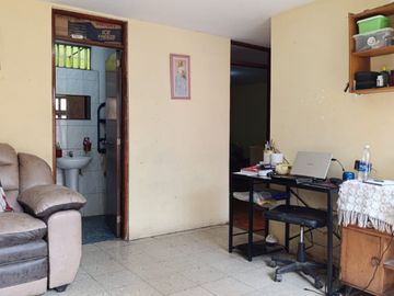 VENTA DE CASA CHACLACAYO 3 DEPARTAMENTOS ALFONSO COBIAN COCHERAS 200M2 $155,000