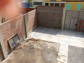 VENTA DE CASA CHACLACAYO 3 DEPARTAMENTOS ALFONSO COBIAN COCHERAS 200M2 $155,000