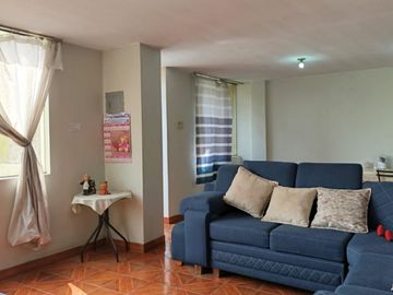 VENTA DE CASA CHACLACAYO 3 DEPARTAMENTOS ALFONSO COBIAN COCHERAS 200M2 $155,000