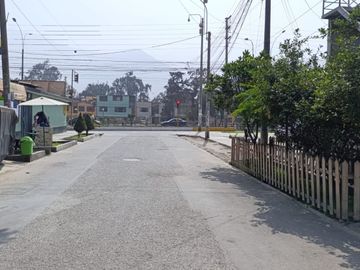 VENTA DE CASA CHACLACAYO 3 DEPARTAMENTOS ALFONSO COBIAN COCHERAS 200M2 $155,000