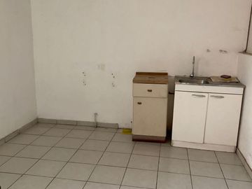 VENDE CASA EXCELENTE VALOR PARA INVERTIR