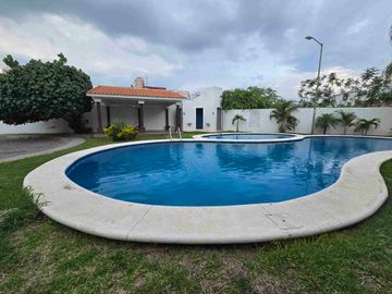 𝘾𝘼𝙎𝘼 en 𝐑𝐄𝐍𝐓𝐀: ＄9,1００
Jiutepec atrás de Home Depot