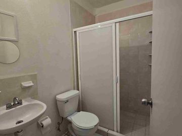 𝘾𝘼𝙎𝘼 en 𝐑𝐄𝐍𝐓𝐀: ＄9,1００
Jiutepec atrás de Home Depot