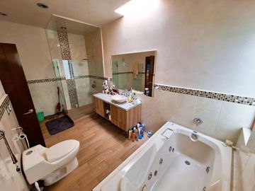 CASA EN VENTA EN LAS FUENTES RESIDENCIAL CORREGIDORA QUERETARO