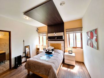 CASA EN VENTA EN LAS FUENTES RESIDENCIAL CORREGIDORA QUERETARO