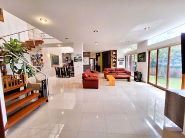 CASA EN VENTA EN LAS FUENTES RESIDENCIAL CORREGIDORA QUERETARO