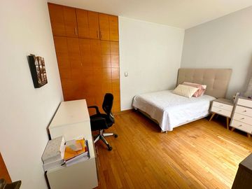 VENTA DE CASA EN URB. LAS MAGNOLIAS SURCO