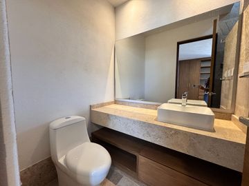 Casa en Venta en Alto Lago con Roof Garden