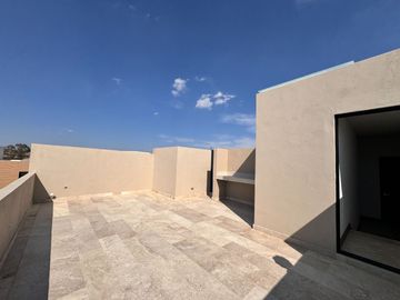 Casa en Venta en Alto Lago con Roof Garden
