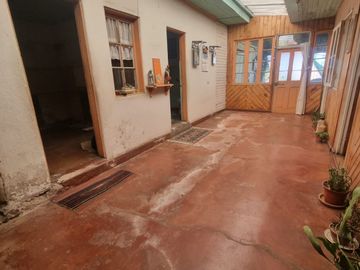 Venta de casa céntrica, excelente sector de Placeres