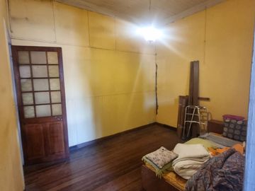 Venta de casa céntrica, excelente sector de Placeres