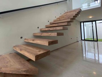 CASA EN VENTA PARQUE CIUDAD BLANCA