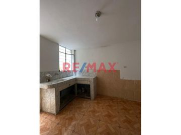 Venta De Casa De 02 Pisos Ur. Los Sauces Victor Larco Herrera 160 M2