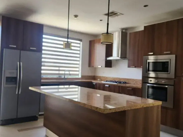CASA EN VENTA EN COLONIA NUEVA MEXICALLI, CALLE MANUEL NEGRETE