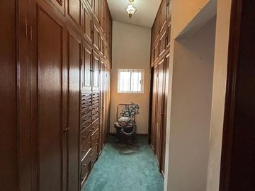 CAMPANARIO OPORTUNIDAD CASA EN DESNIVELES CON ALBERCA ABAJO VALOR DE AVALUO