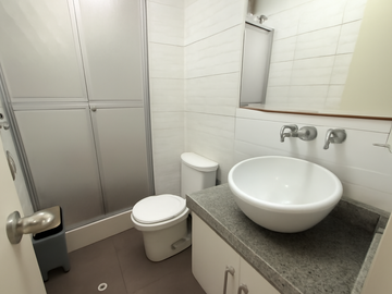 DUPLEX 140 M2 ,03 DORMITORIOS,VISTA CALLE ,ESTACIONAMIENTO,MARANGA,SAN MIGUEL