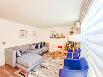 Hermosa casa 4D+3B en condominio muy seguro