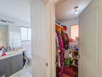 Hermosa casa 4D+3B en condominio muy seguro