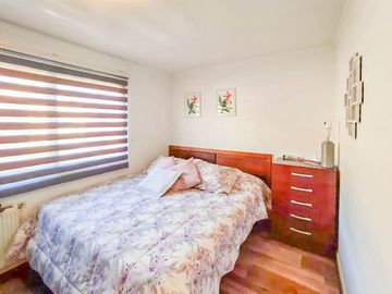 Hermosa casa 4D+3B en condominio muy seguro