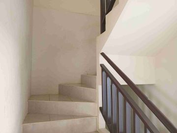 VENDO CASA URBANIZACIÓN VILLA BONITA