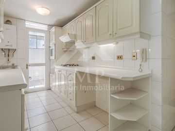 Dpto 4 Dorm, 3 Baños, Estac Y Bod. Colón / Sebastián Elcano