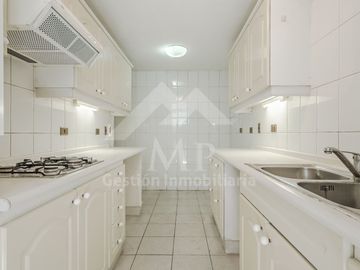 Dpto 4 Dorm, 3 Baños, Estac Y Bod. Colón / Sebastián Elcano