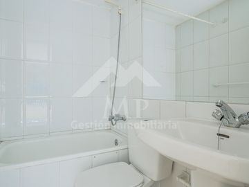 Dpto 4 Dorm, 3 Baños, Estac Y Bod. Colón / Sebastián Elcano