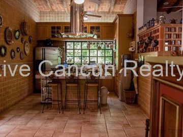 CASA ESTILO MEXICANO EN EL RESIDENCIAL ECOLOGICO Y EXCLUSIVO EL RAMONAL , EN CANCUN