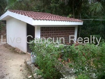 CASA ESTILO MEXICANO EN EL RESIDENCIAL ECOLOGICO Y EXCLUSIVO EL RAMONAL , EN CANCUN