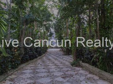 CASA ESTILO MEXICANO EN EL RESIDENCIAL ECOLOGICO Y EXCLUSIVO EL RAMONAL , EN CANCUN