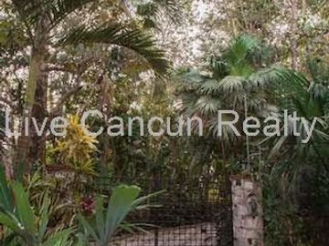CASA ESTILO MEXICANO EN EL RESIDENCIAL ECOLOGICO Y EXCLUSIVO EL RAMONAL , EN CANCUN