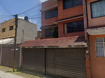 🏡 ¡Oportunidad única en Pedregal de Santo Domingo, Coyoacán! 🔑