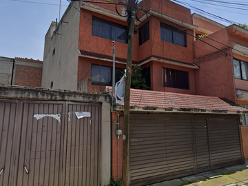 🏡 ¡Oportunidad única en Pedregal de Santo Domingo, Coyoacán! 🔑